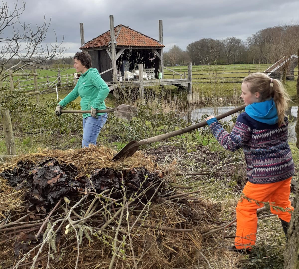 Broeihopen maken voor de ringslang